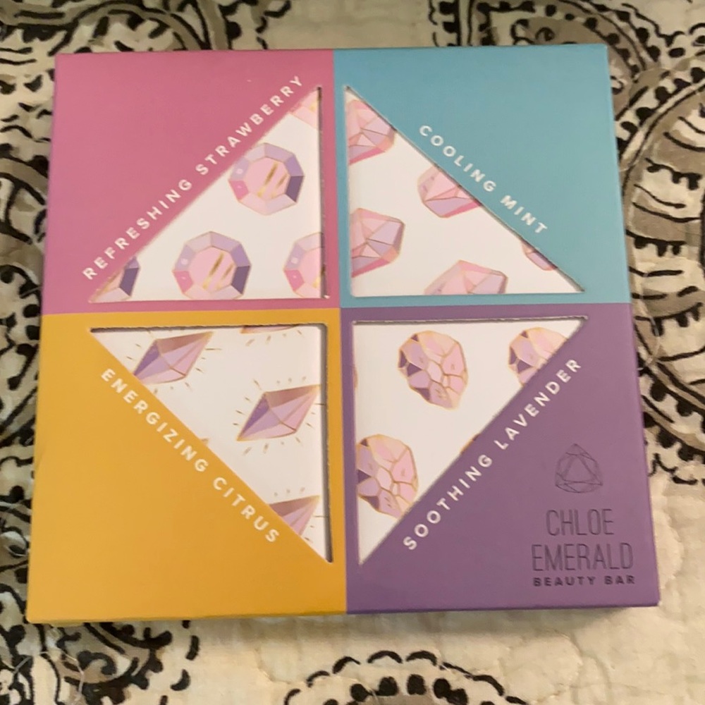 Chloe Emerald 4 Piece Beauty Bar Soap Set NIB